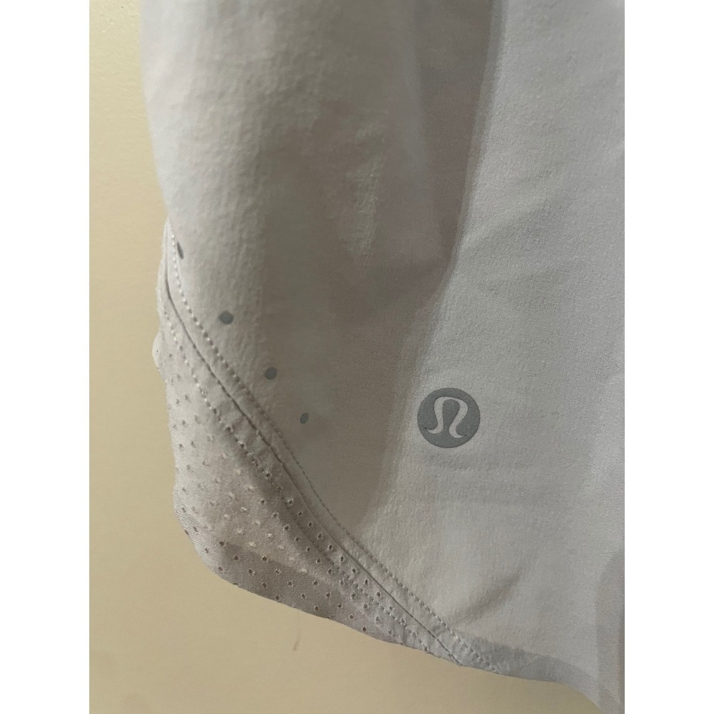 Lululemon Hotty Hot High-Rise Short 4" Special Edition Chrome Size 12 - Picture 3 of 10